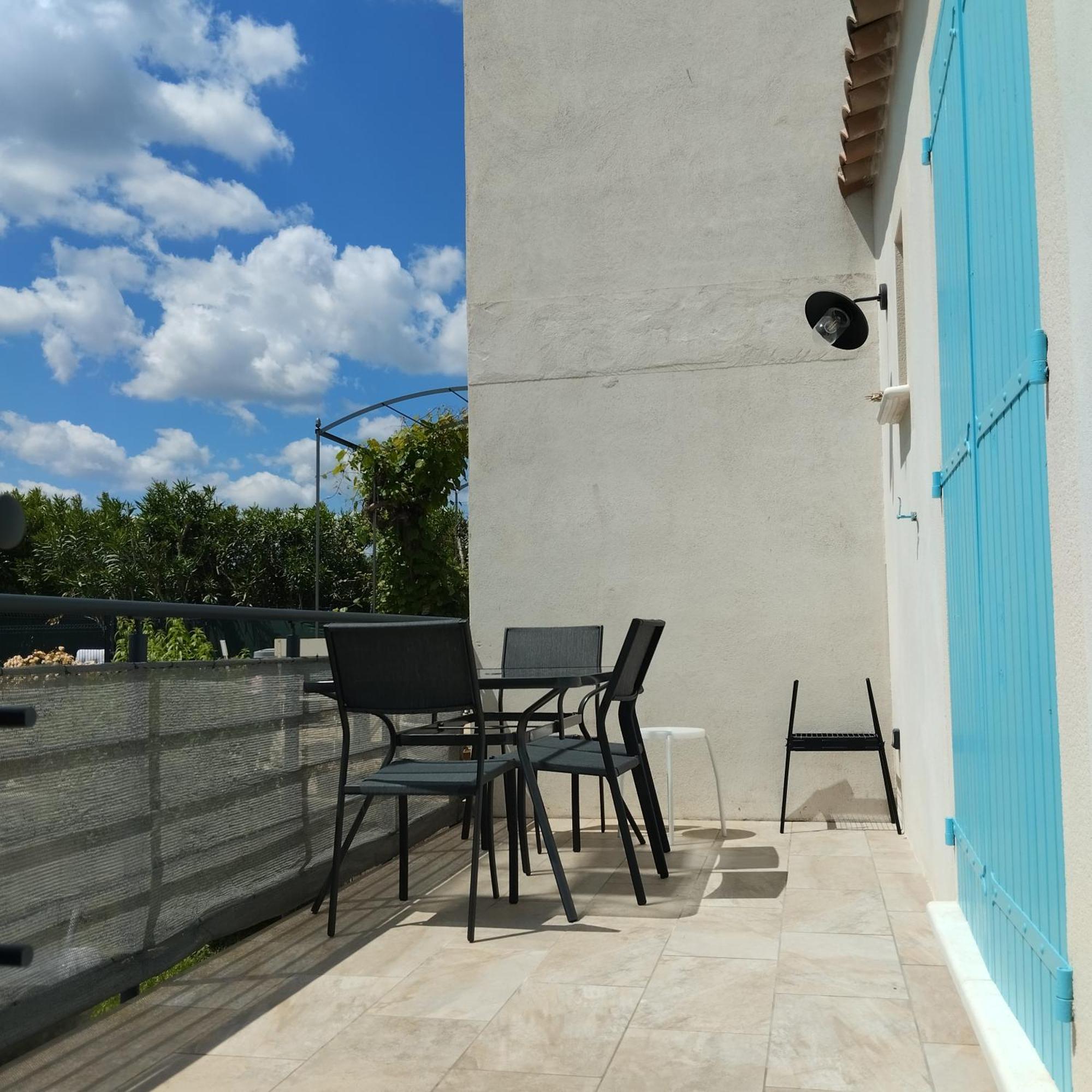 Studio Pont Du Gard Sernhac Oda fotoğraf